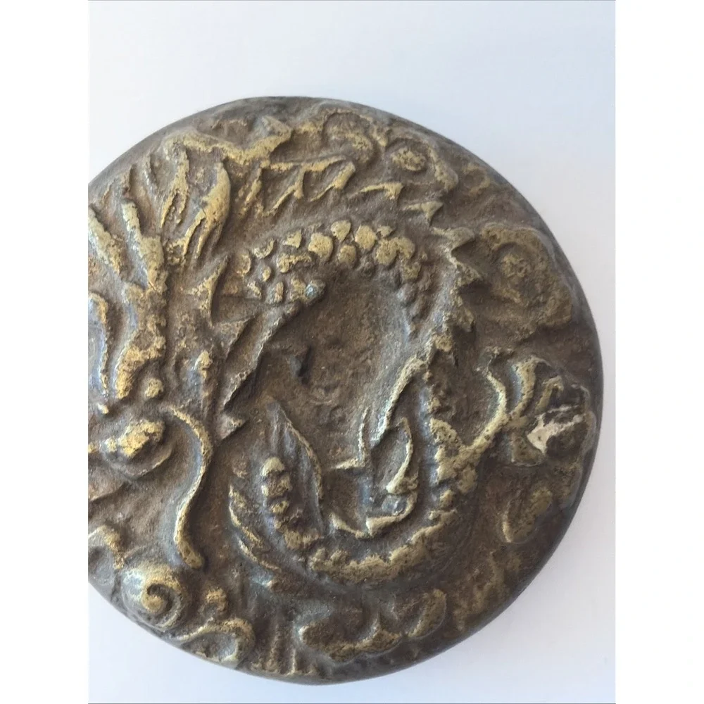 VINTAGE SOLID Brass Dragon Belt Buckle Approx 3 Inches‎ Round